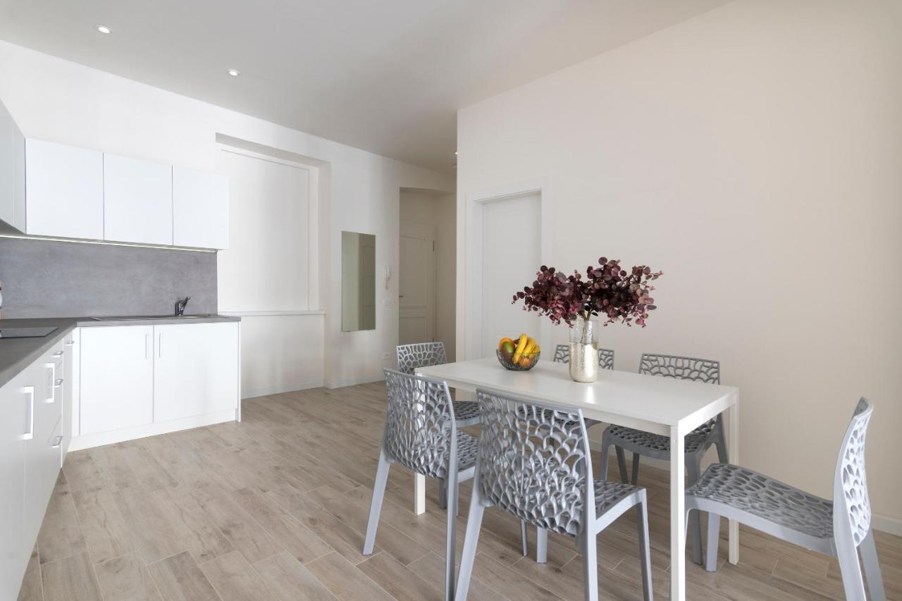 Kinsky Garden Apartments And Suites By Dwellfort Prága Kültér fotó