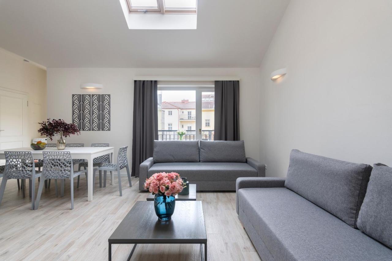 Kinsky Garden Apartments And Suites By Dwellfort Prága Kültér fotó