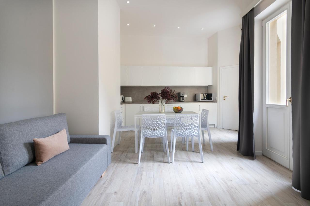 Kinsky Garden Apartments And Suites By Dwellfort Prága Kültér fotó