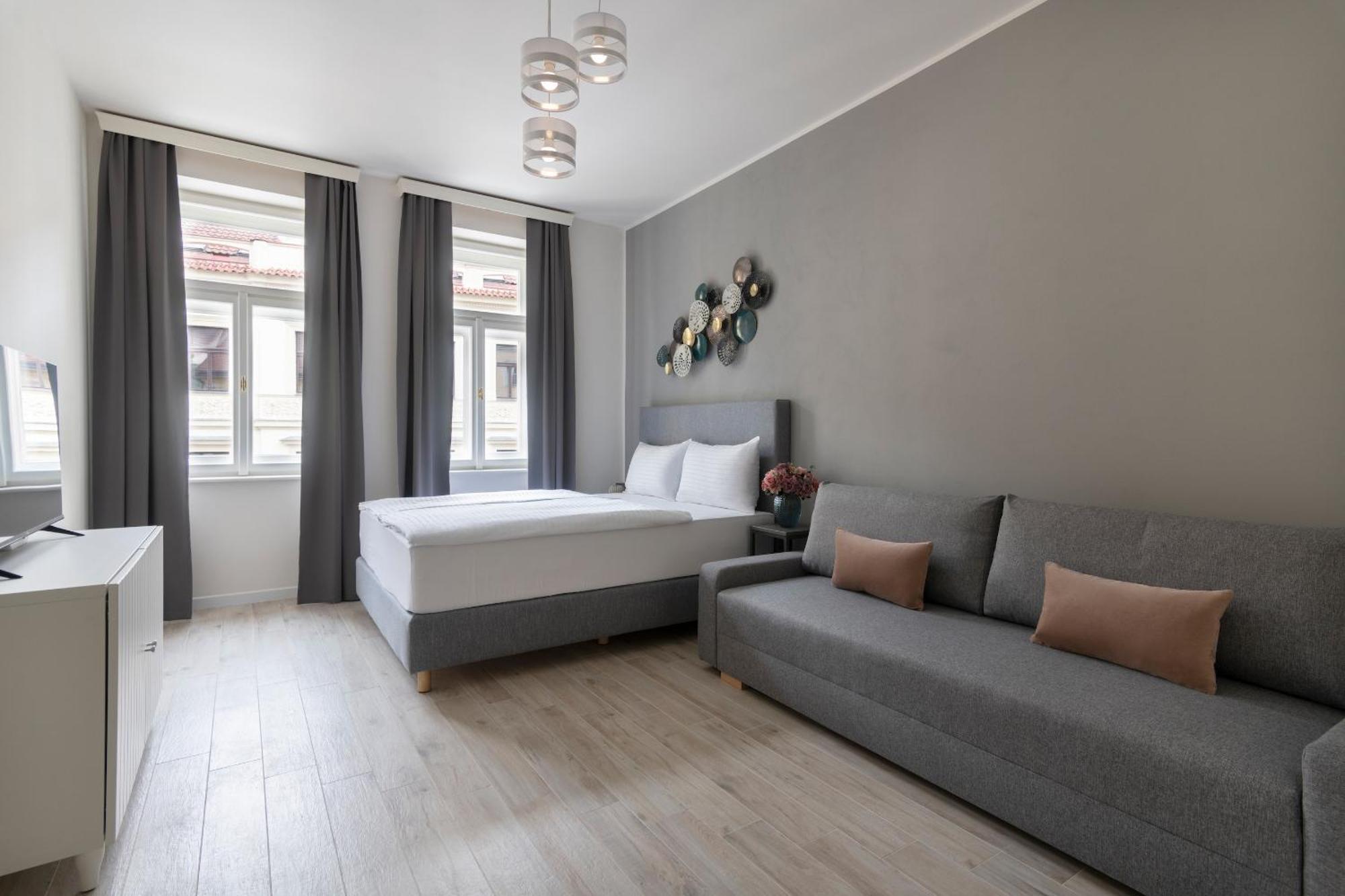 Kinsky Garden Apartments And Suites By Dwellfort Prága Kültér fotó